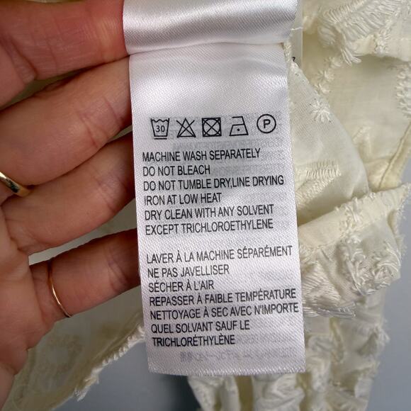 FARM Rio Cream Textured Blouse - Picture 6 of 8